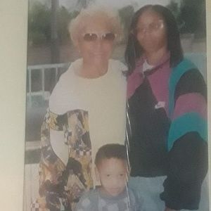 Meet your Posher, Laura